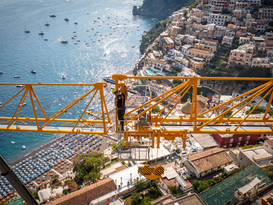 Sept raisons pour lesquelles la formation continue au montage des grues à tour est essentielle