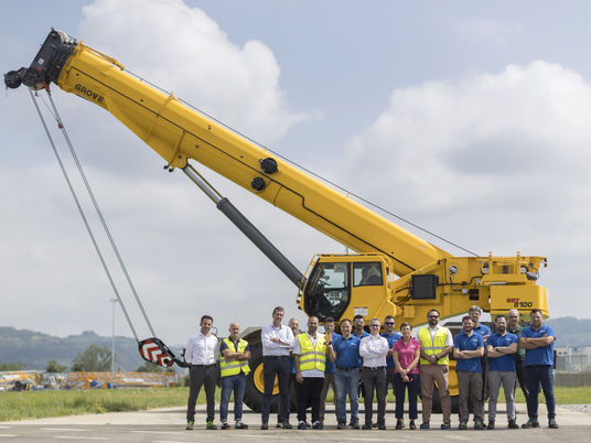 La GRT8100 de Grove est la « grue de l’année »
