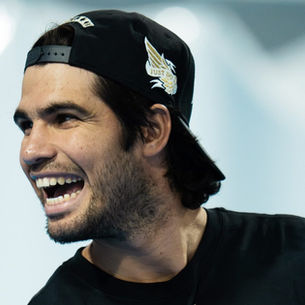 Sinner cai de joelhos, Alcaraz reaparece e o US Open muda de cara