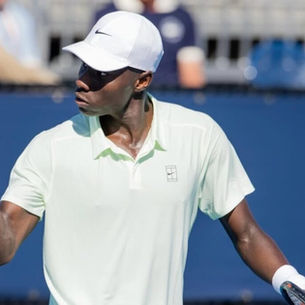 Ele tem 17 anos, entrou como wildcard e reescreveu a história em Miami