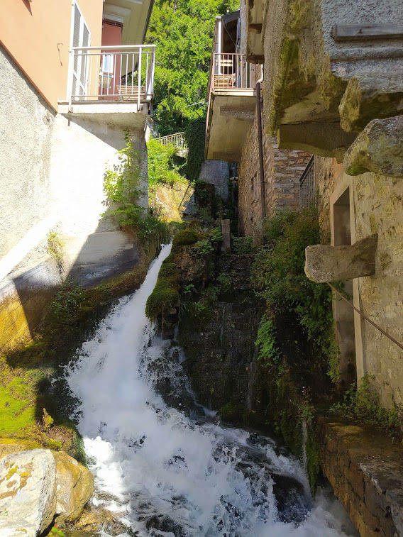 Il misterioso Fiumelatte, il fiume più corto d'Italia