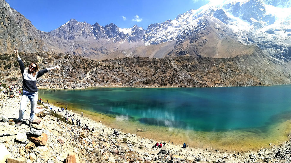 LAGUNA HUMANTAY, trekking tour alle "Alpi peruviane" con bus da Cusco