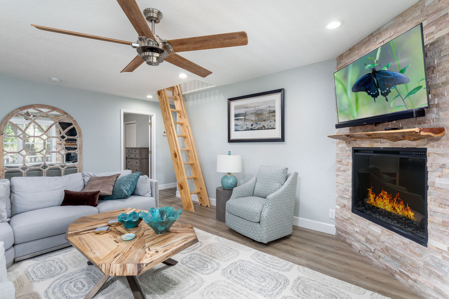 Livingroom4.jpeg