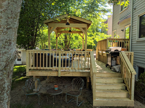 Deck and Pavilion in Gurnee IL