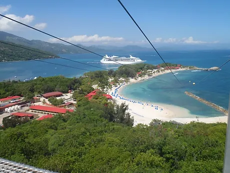 roatan.webp