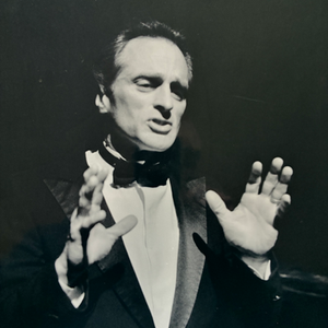 Hi @~David Blake 
The homepage is ready. Please take a look and share your feedback.
Link : https://clearviewwebdesign.wixsite.com/evolution-dairy-soft 