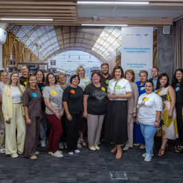 «Як організувати доступ дітей до освіти в умовах воєнного стану» – тренінг для координаторів безпечних освітніх центрів проєкту «Багаторічна програма стійкості»