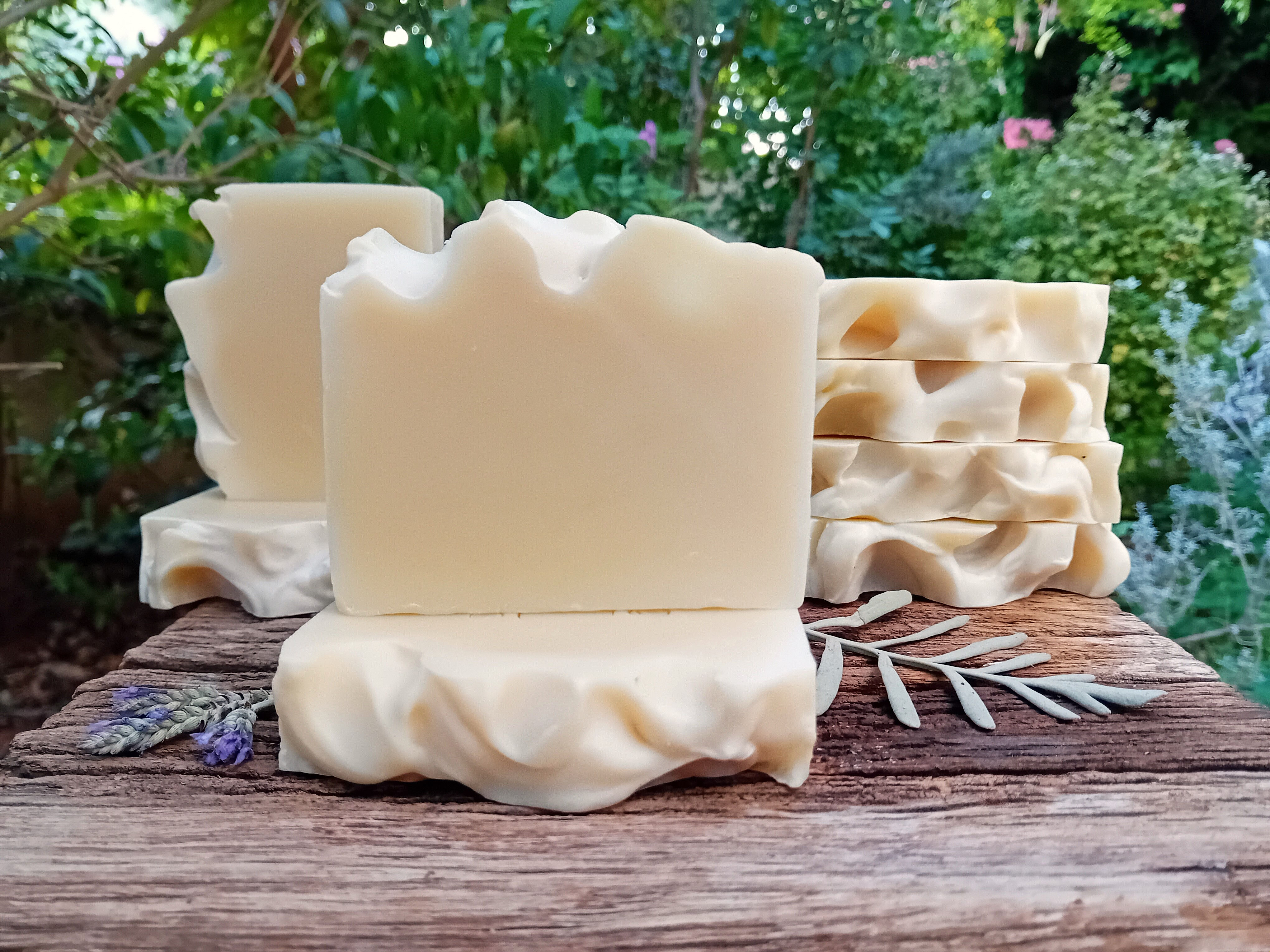 Gentle lavender soap (also for babies) ten units