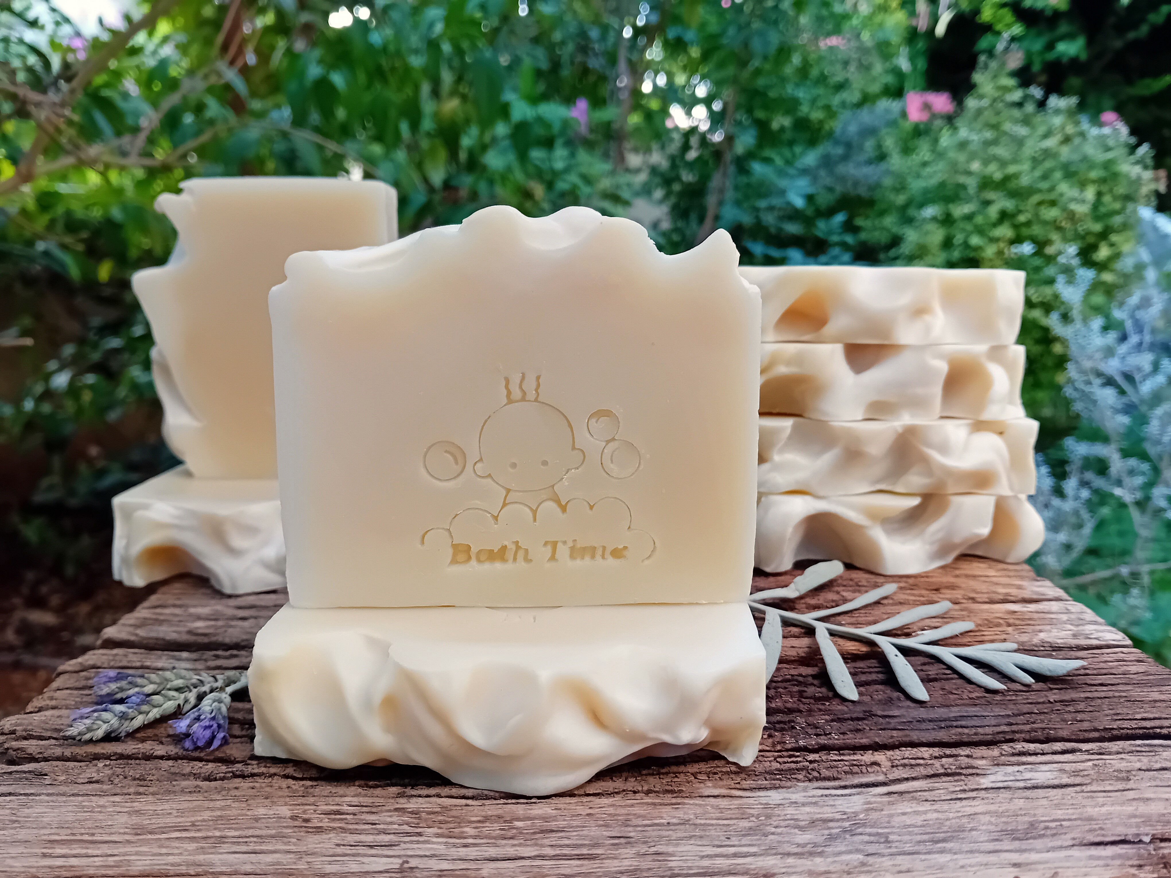Baby soap, also suitable for those with sensitive skin