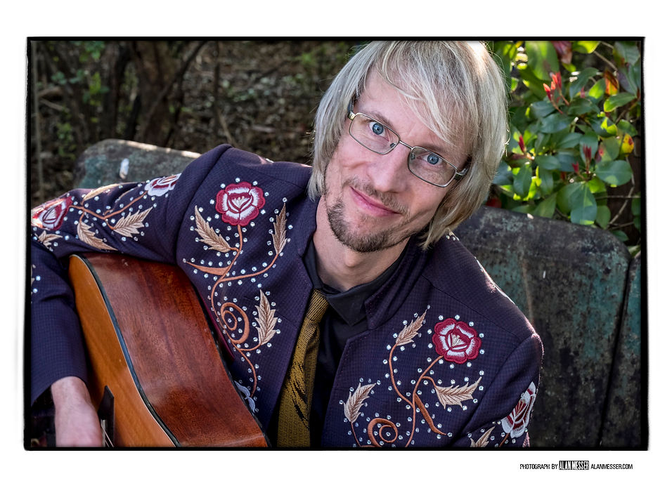 KYLE DILLINGHAM_by-AlanMESSER_F4728 (1).