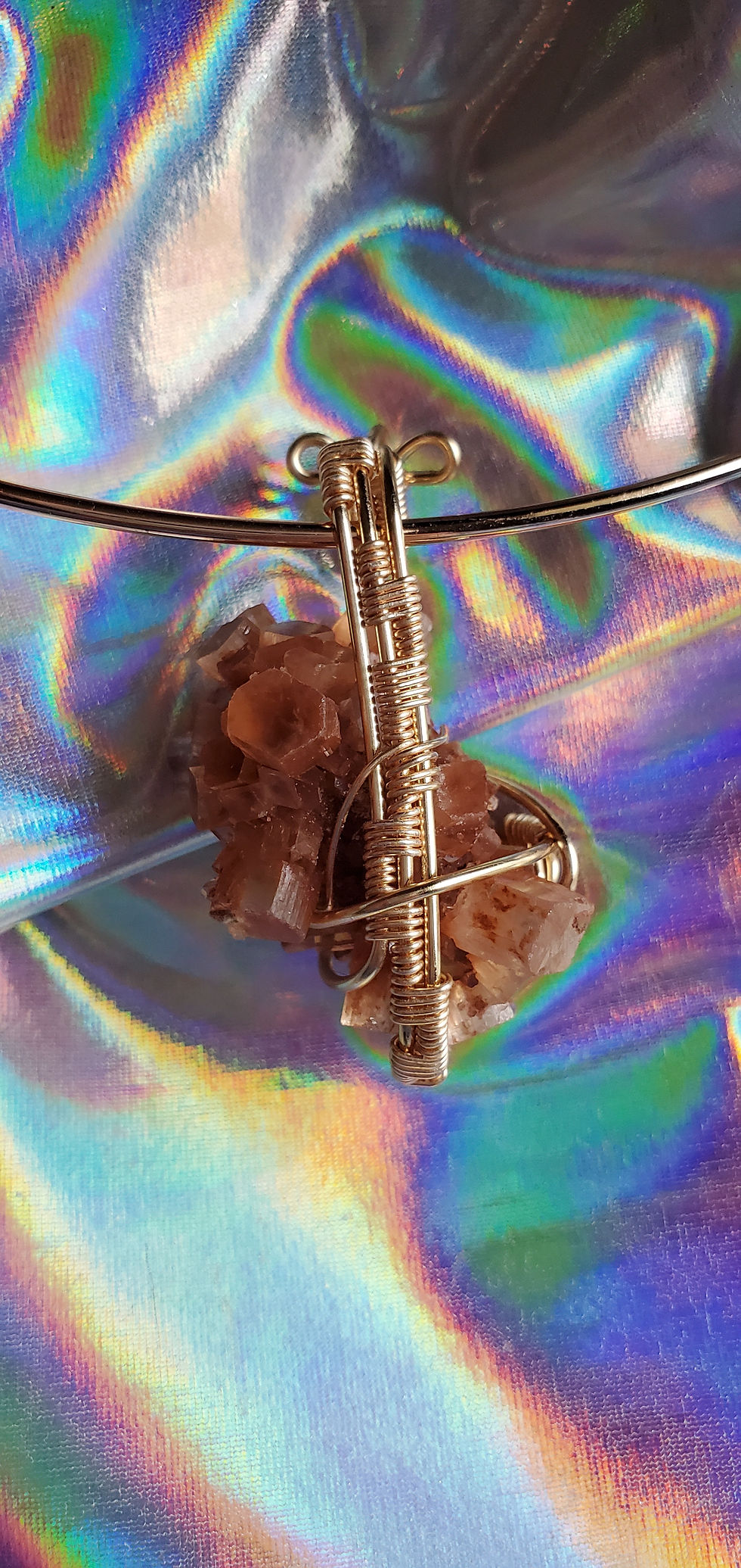 Thumbnail: Aragonite Pendant