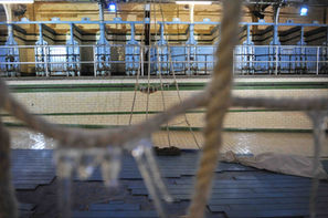Icicles on the rigging of the Carpathia and Mackay Bennett