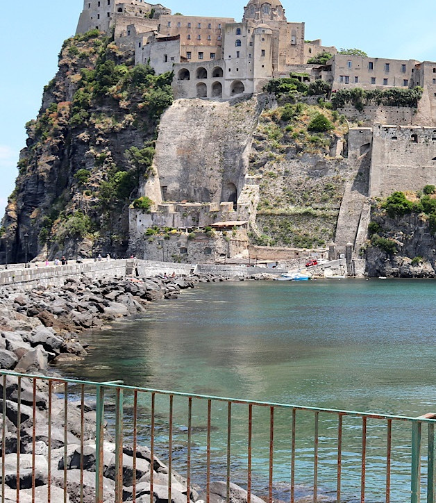 ischia giornata in barca mare procida boat tour