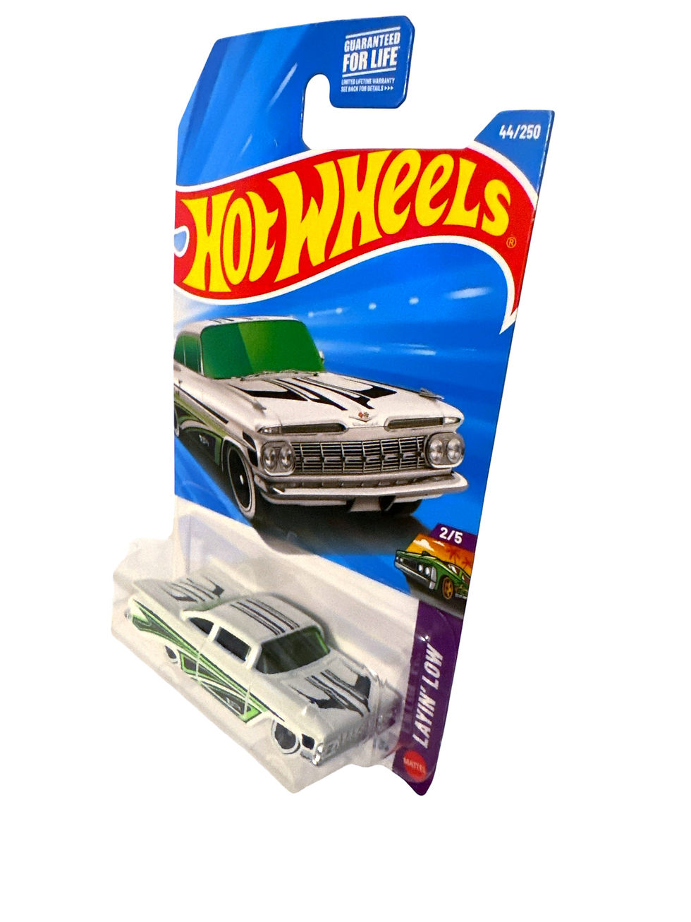 Hot Wheels 2026 Mainline Layin' Low '59 Chevy Impala White #44