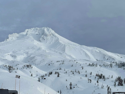 The Snowfall Party continues, with levels at 1500 to 2500 feet.