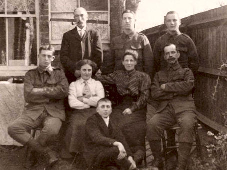 1998: Olive Caplin recalls the P.O. Rifles in Cuckfield