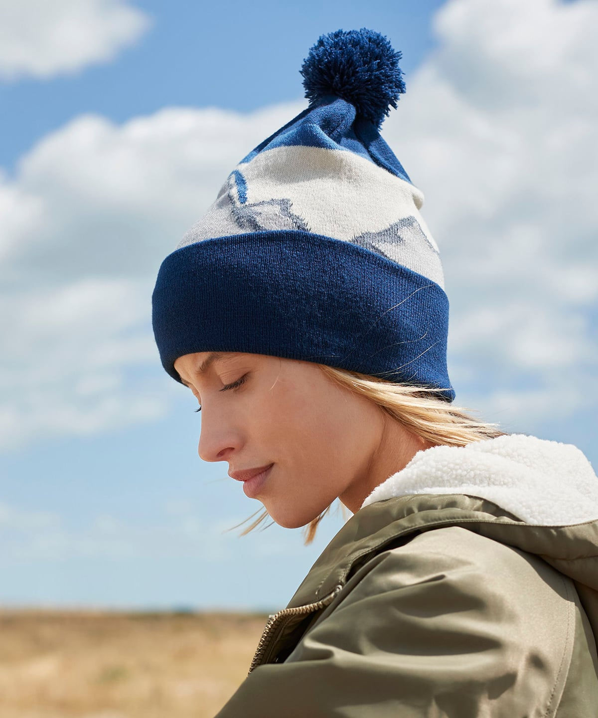 Mountain peaks pom pom beanie
