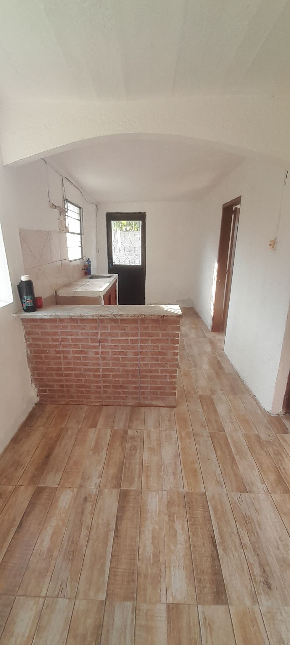 ef8fce7c-e662-4934-95a2-040932c669f9