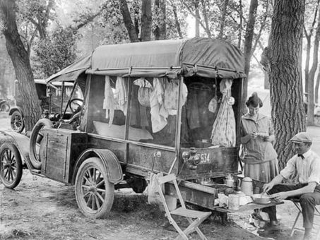 Blog 28 Early motorhomes, Fun nostalgic images 😉