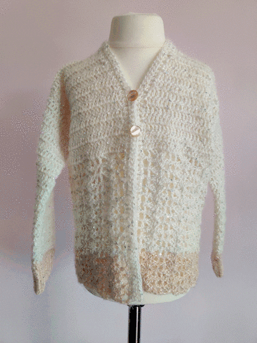 الصورة المصغرة: Cream sparkles cardigan for girls aged 6 created by SerendipityGDDs, uploaded by KHWD,