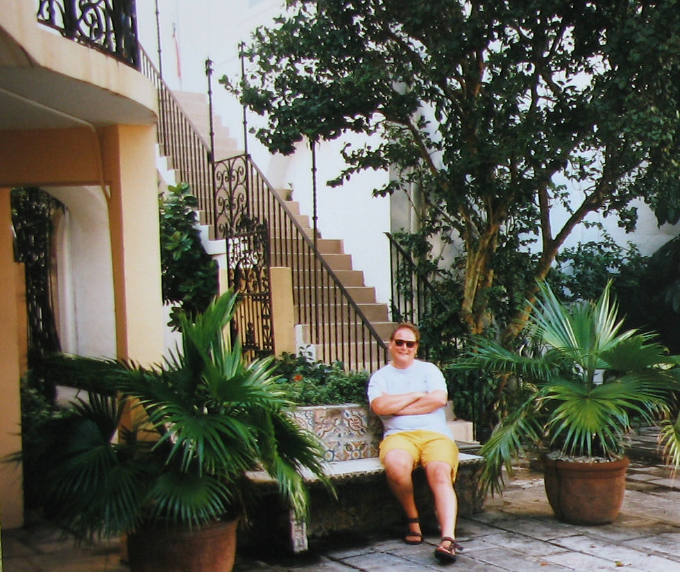West Palm Beach courtyard Aug97
