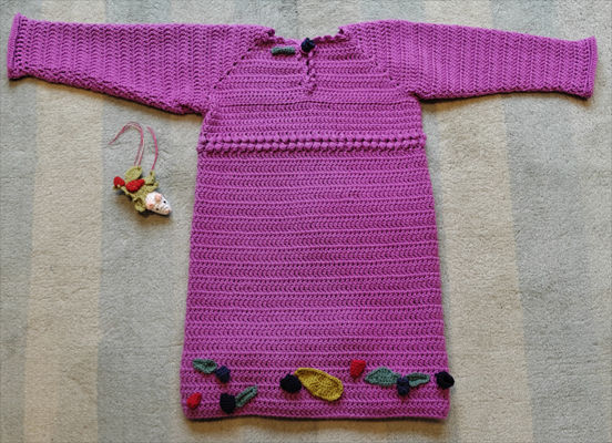 Miniatura: Berries 3D crocheted dress for girls aged 6-7 by SerendipityGDDs uploaded by KHWD
