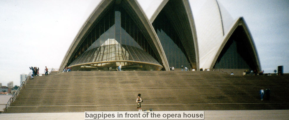 bagpipes in front of the opera house