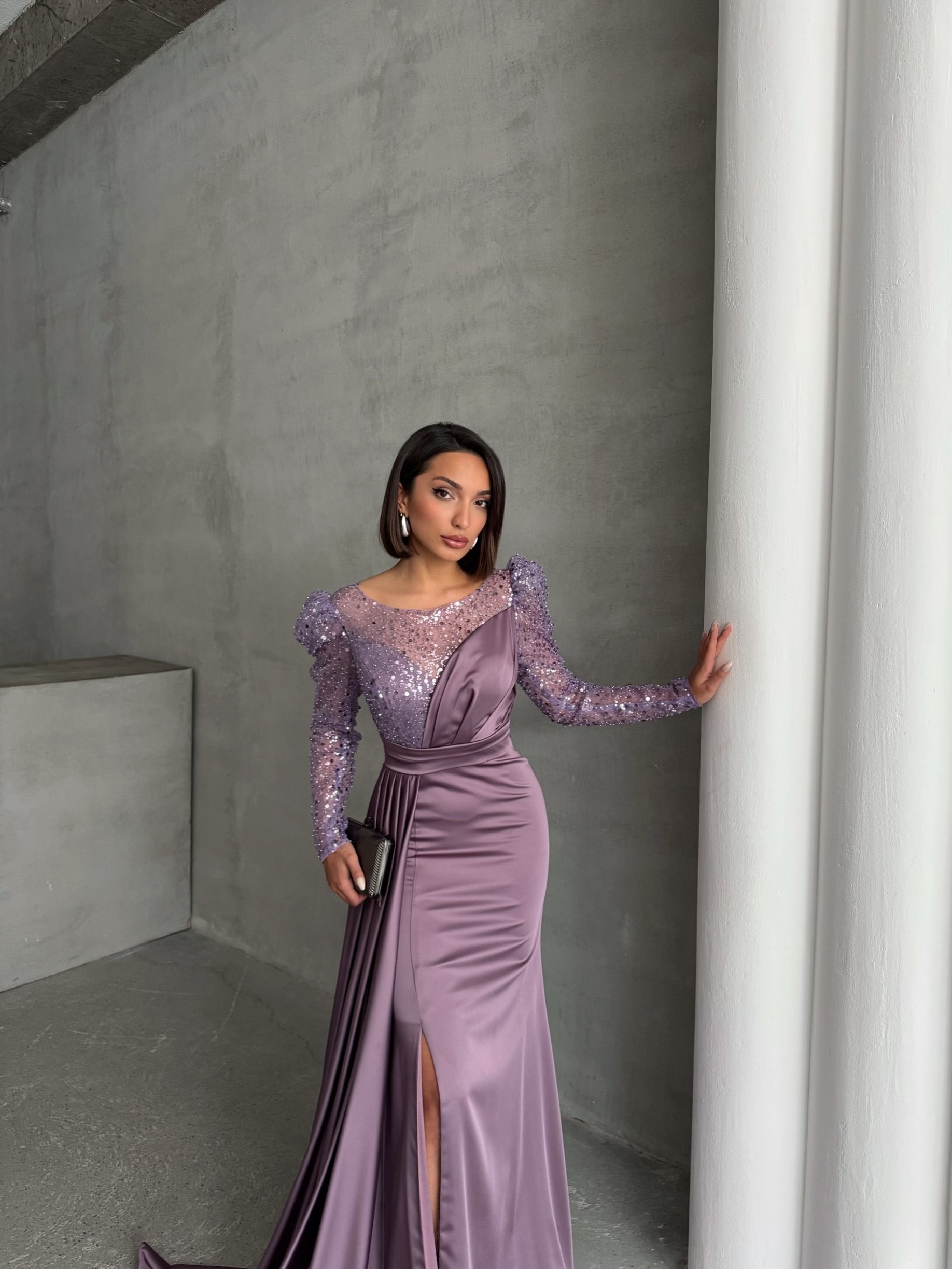 Balon Kol Saten Yırtmaçlı Taşlı Abiye