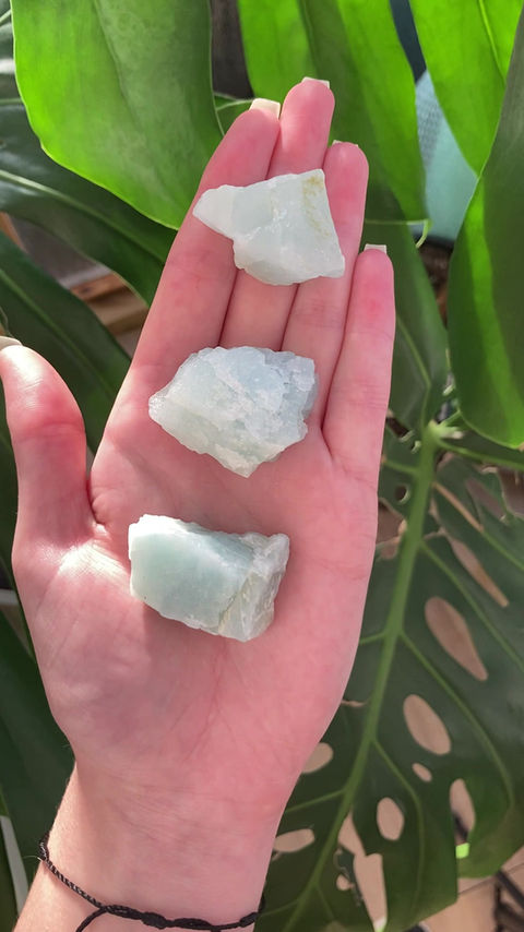 Thumbnail: aquamarine rough S