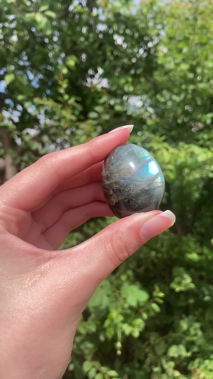 Thumbnail: labradorite pebble 12 A - AAA grade