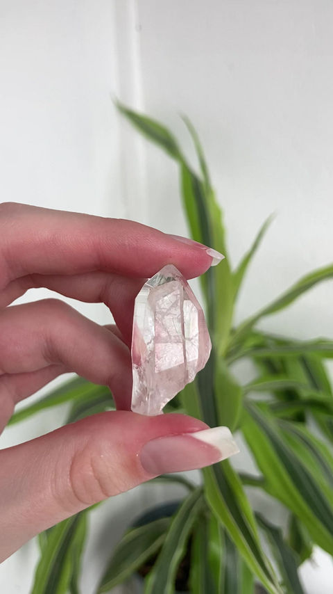 Thumbnail: lemurian quartz point A grade