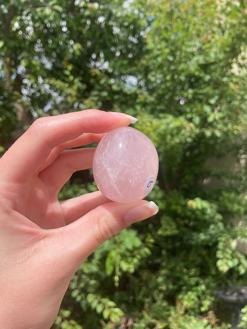 Thumbnail: star rose quartz pebble 9