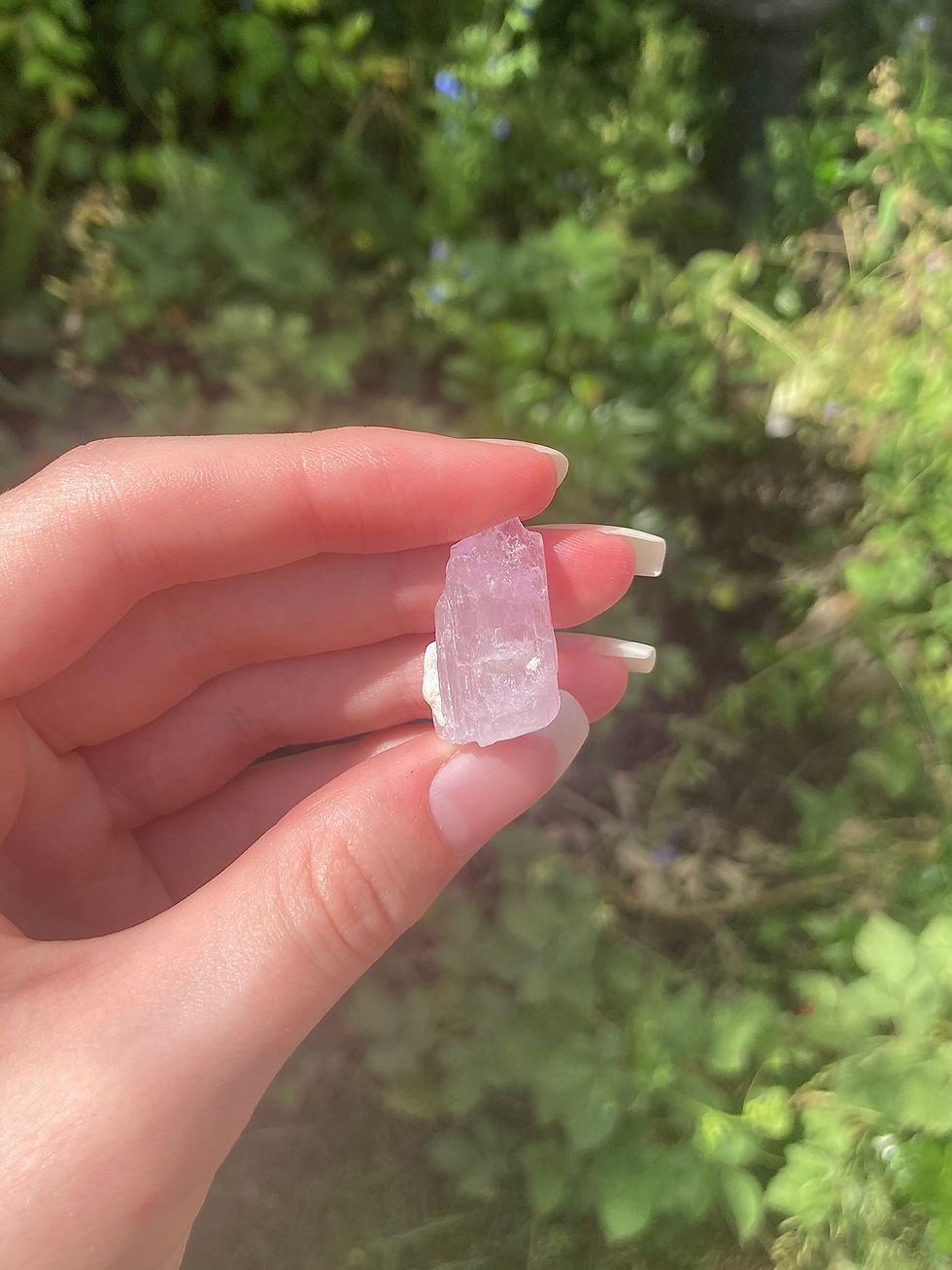 Thumbnail: Gem kunzite specimen 8 - AA grade