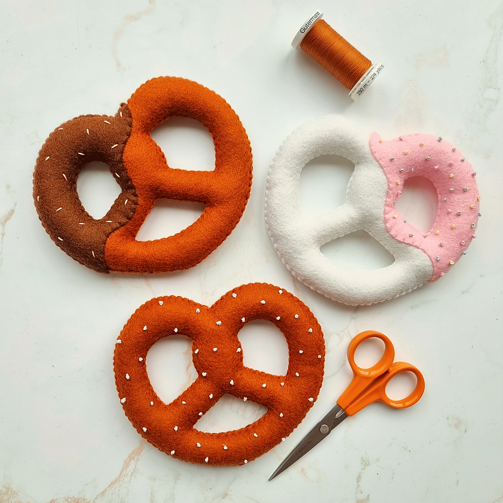 Miniaturbild: Felt Dipped Pretzels