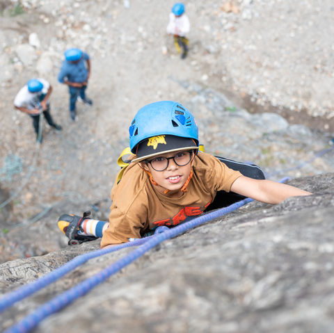 rock climbing Kids outdoor education