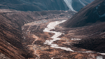 Everest base camp Gokyo Ri lakes hike Nepal trekking company pheriche