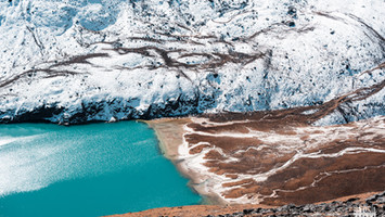 Everest base camp Gokyo Ri lakes hike Nepal trekking company