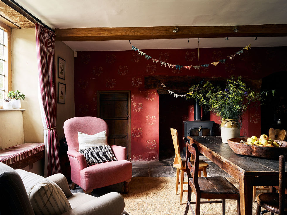 Photo of: Period house dining room
