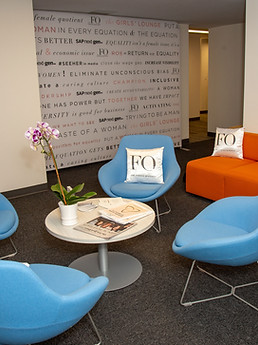 NYU Girl's Lounge Curl Salon