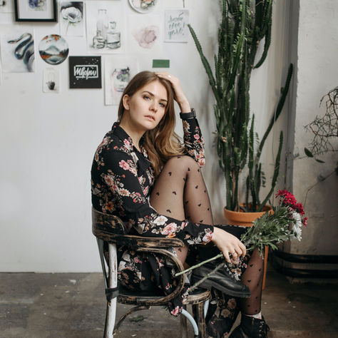 Exposed Stockings Fashion: Embracing The Sensual Sophistication