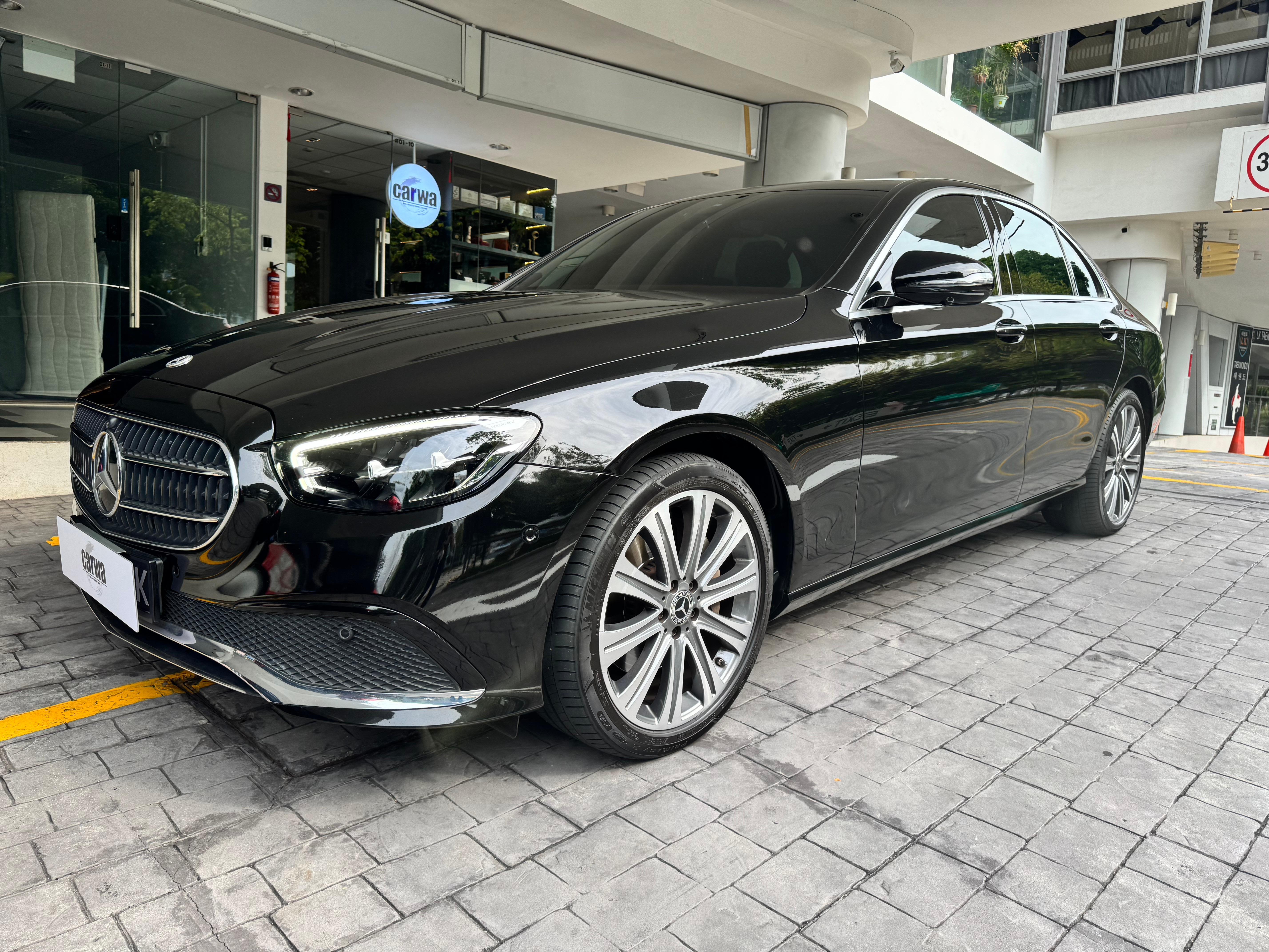 Mercedes-Benz E-Class E300e Plug-in Hybrid Avantgarde