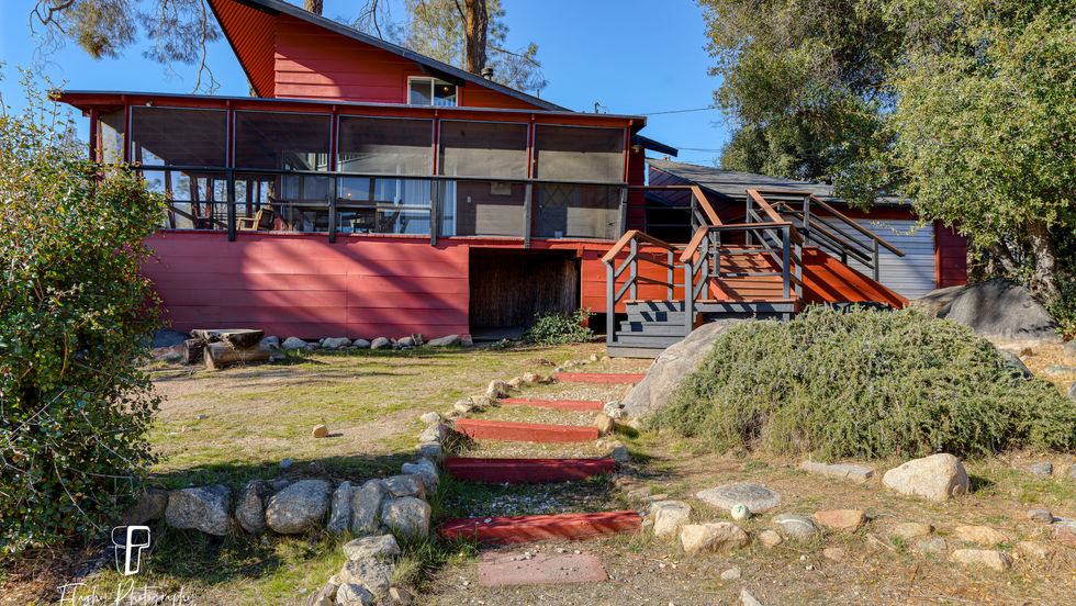 FM - 1404 Sheila St Finals-5