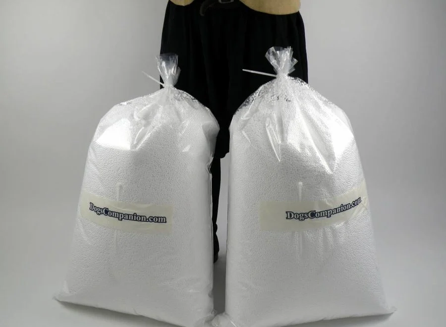 De EPS parels zorgen voor een comfortabele ligplaats voor uw hond. De EPS parels hebben een warmte isolerende werking en vormen zich naar het lichaam van de hond!