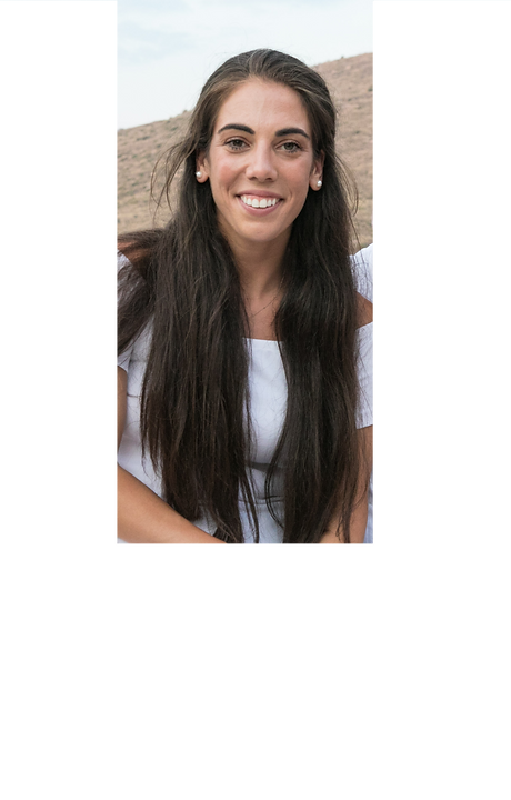 headshot of SLP, Elli Dimas