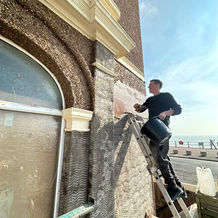 Comprehensive Pebbledash Restoration at Hastings Seafront