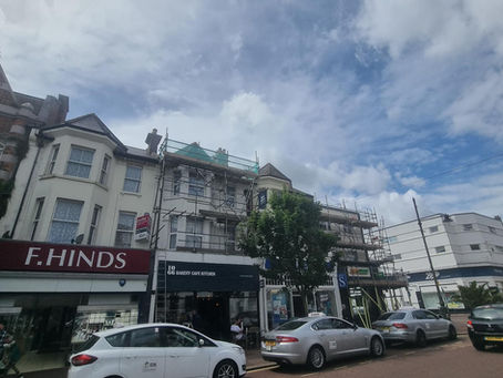 Precision Scaffolding Installation for Roof Repairs with Minimal Business Disruption