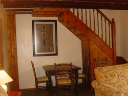 Living room/dining area