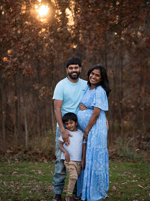 newtown pa maternity photographer, maternity portrait studio newtown pa, professional maternity photos