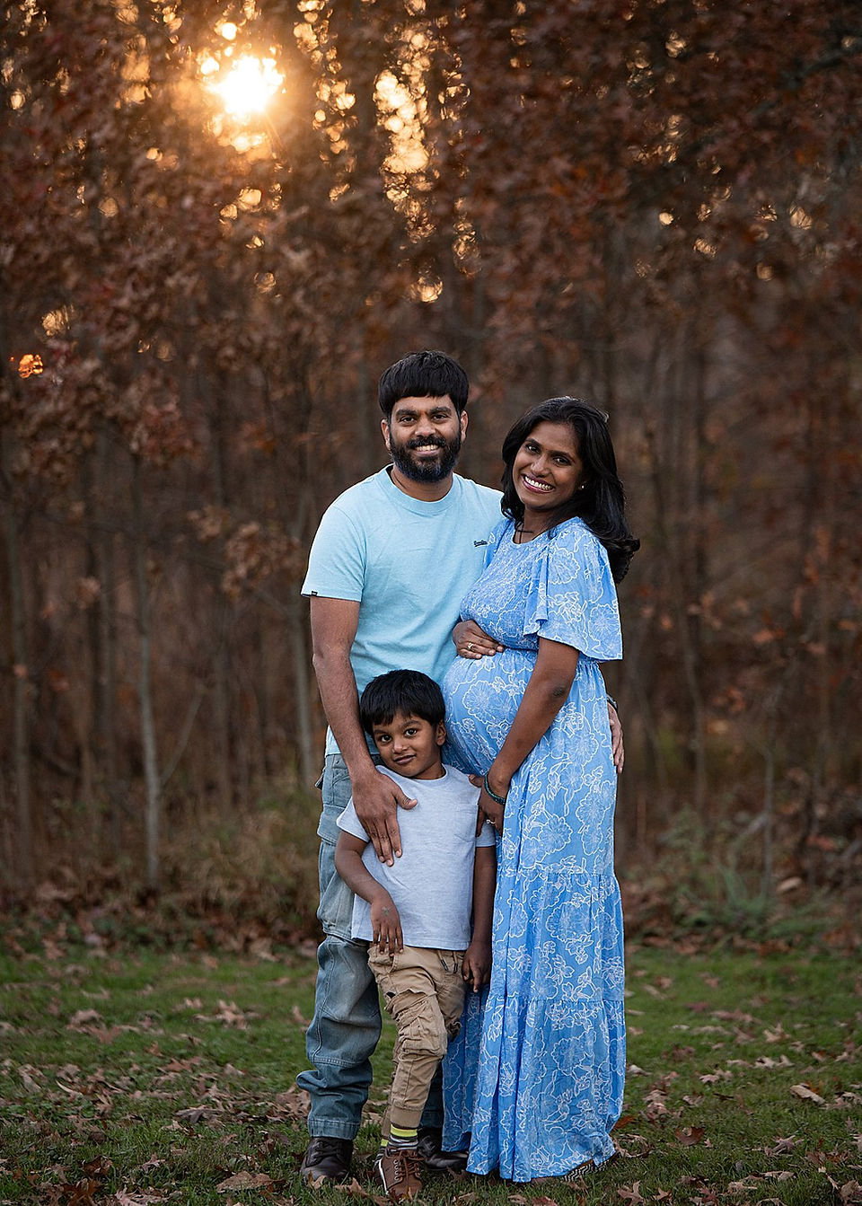 newtown pa maternity photographer, maternity portrait studio newtown pa, professional maternity photos