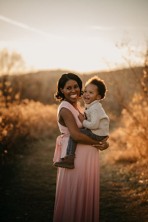 maternity photography bucks county pa, maternity photographer near me, professional maternity photos, maternity photography in montgomery county pa